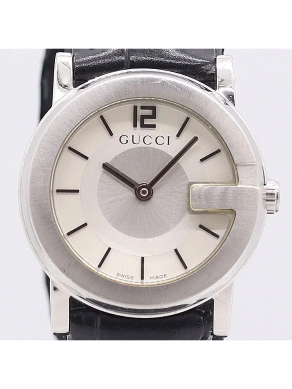 Gucci Round Quartz Silver Dial Watch